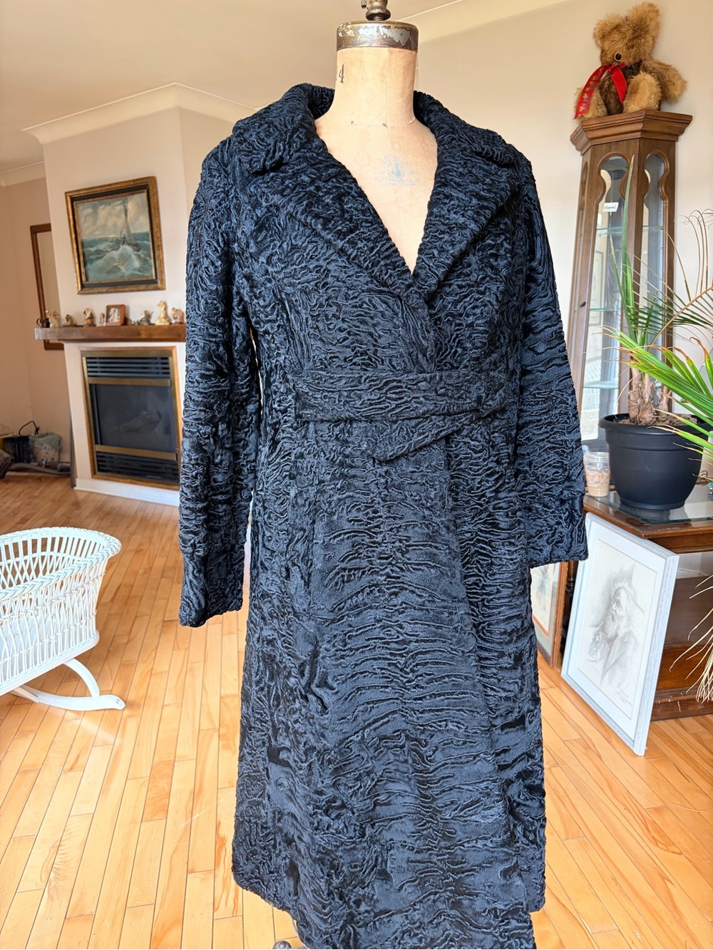 Black Swakara Fur Full-Length Wrap Coat — Lavimodière Custom